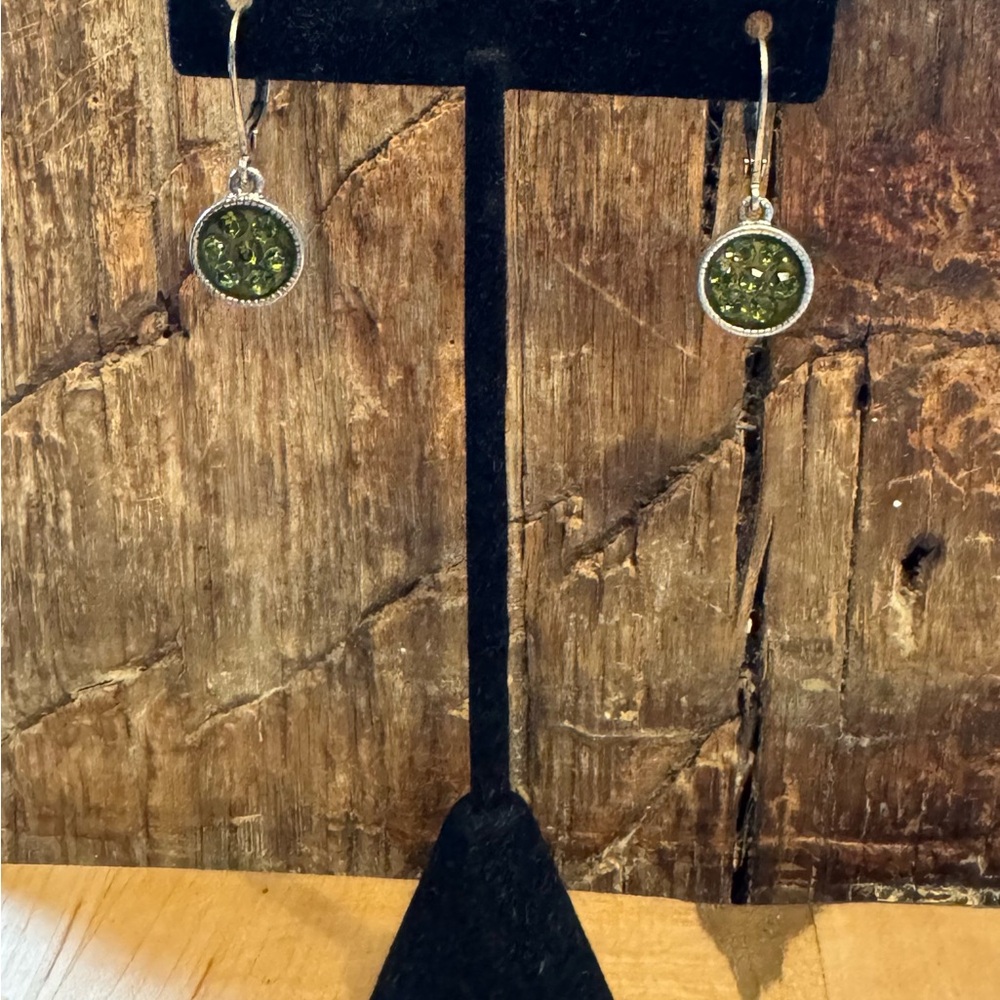 Elegant Green Dangle Earrings